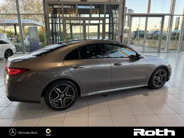 MERCEDES-BENZ CLA 220 d AMG Distronic
