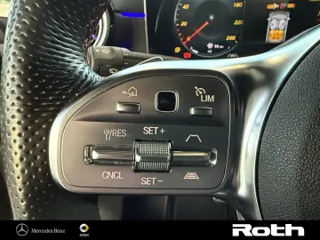 MERCEDES-BENZ CLA 220 d AMG Distronic