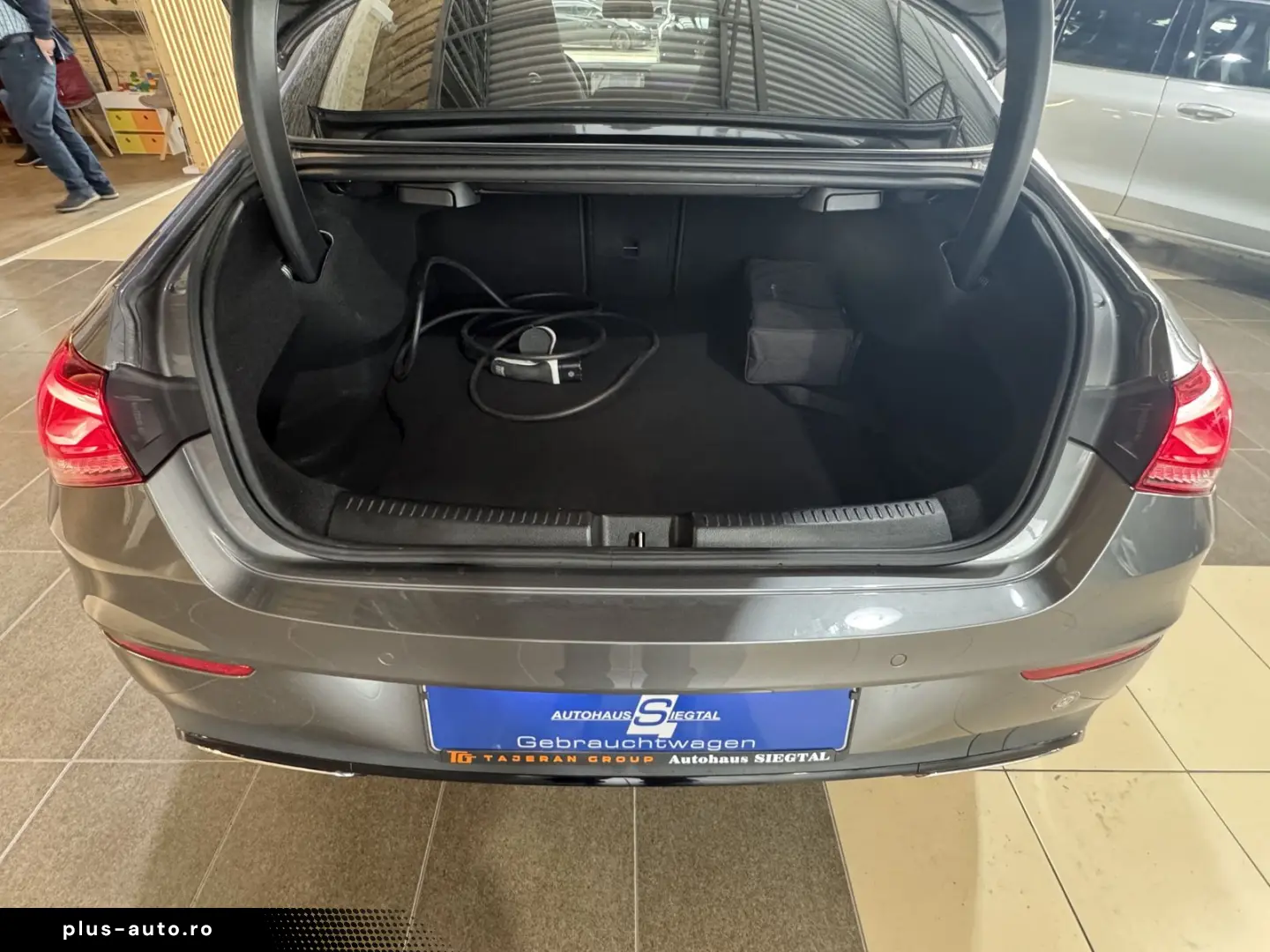 MERCEDES-BENZ CLA 250 e AMGLine