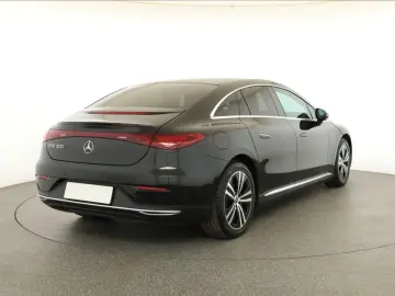 MERCEDES-BENZ EQE EQE 300 2024   Automatik  Scheckheft  Navi
