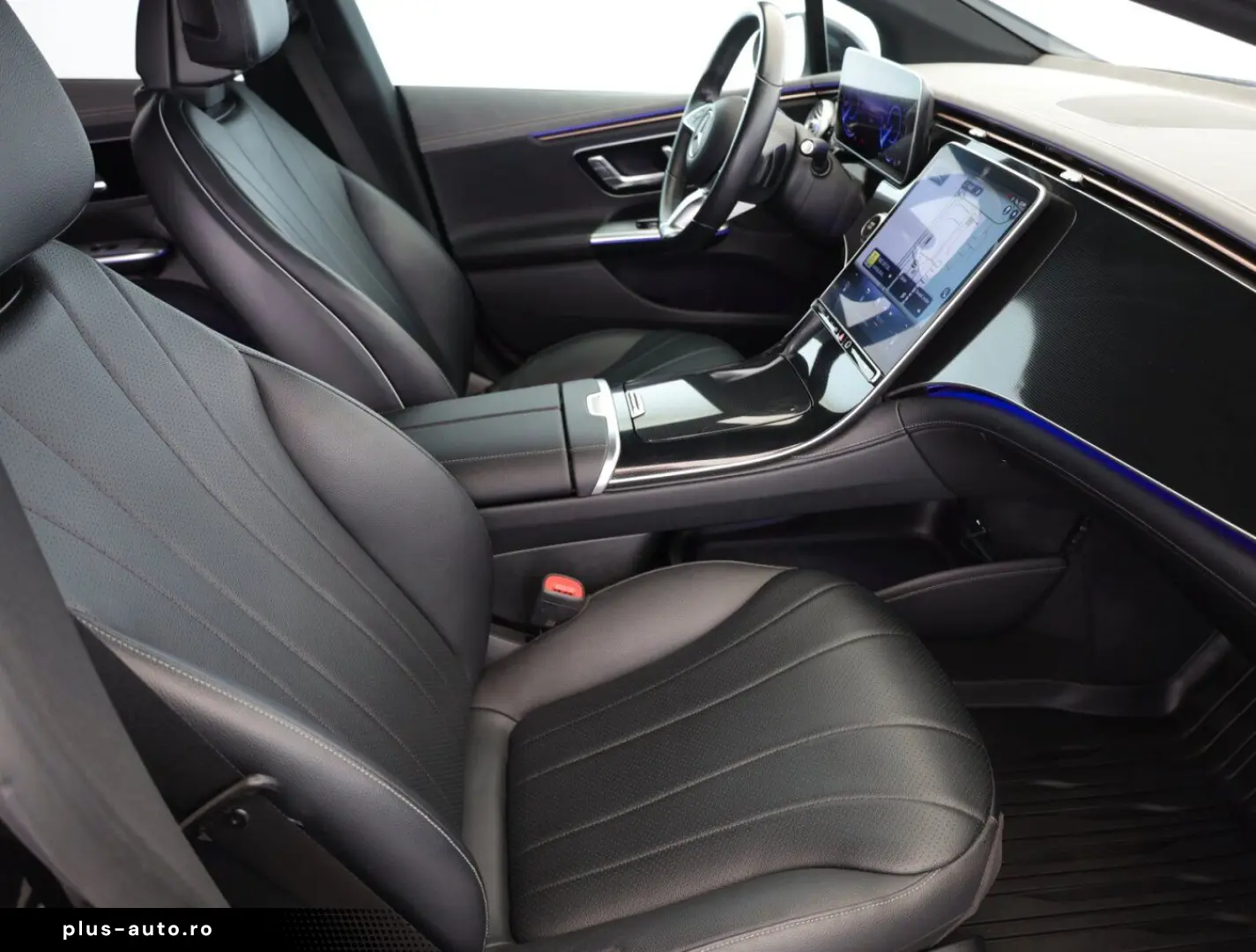 MERCEDES-BENZ EQE EQE 300 2024   Automatik  Scheckheft  Navi