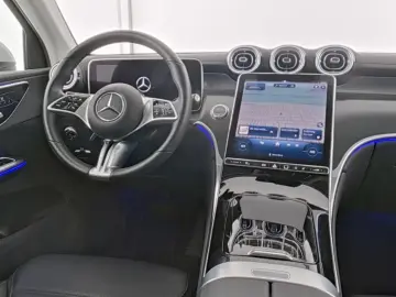 MERCEDES-BENZ GLC 200 4M Avantgarde Digital 360  Kam…