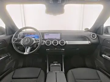 MERCEDES-BENZ EQB 350 4M Progressive Advanced LED Kamera DAB