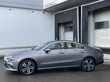 MERCEDES-BENZ CLA 220 d Coupe LED