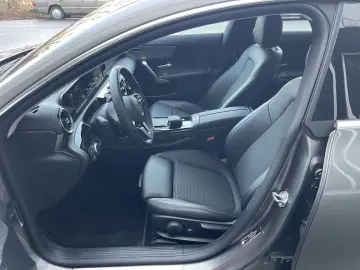 MERCEDES-BENZ CLA 220 d Coupe LED