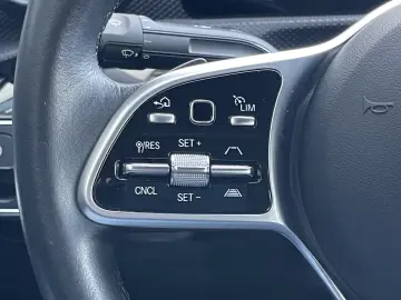 MERCEDES-BENZ CLA 220 d Coupe LED