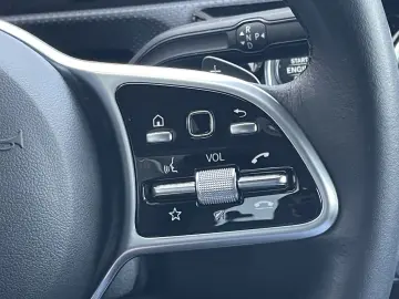 MERCEDES-BENZ CLA 220 d Coupe LED