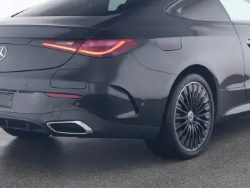 MERCEDES-BENZ CLE 300 e AMG Night Digital Burmester Pano-SD