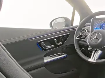 MERCEDES-BENZ EQE 300 ElectricArt Digital Sitzklima …