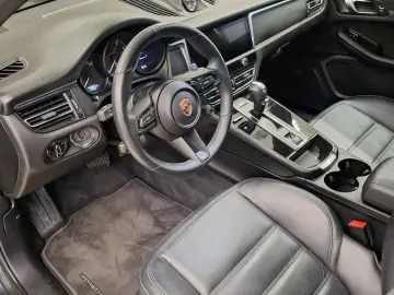 PORSCHE Macan T CHRONO PASM PDLS  BOSE MEMORY PANO