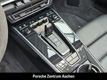 PORSCHE 992 911 Turbo S Cabriolet Burmester Sportabgas