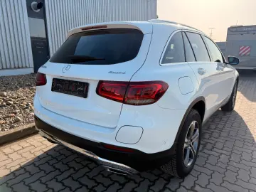 MERCEDES-BENZ GLC 300  e 4Matic Automatik Head Up 1.Hand