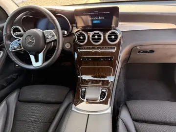 MERCEDES-BENZ GLC 300  e 4Matic Automatik Head Up 1.Hand