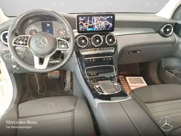 MERCEDES-BENZ GLC 300 e 4M Offroad Ext LED AHK CarPl…