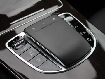 MERCEDES-BENZ GLC 300e Coupé Cp EQ PlugIn Hybrid 32.&hellip;