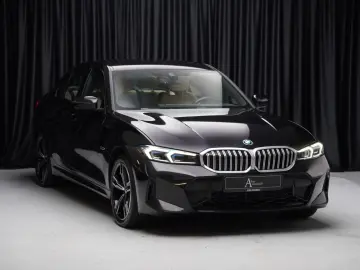 BMW 330e xDrive M-Sport AdaptiveLED H&K Sensatec HUD