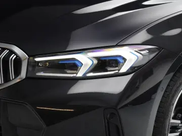 BMW 330e xDrive M-Sport AdaptiveLED H&K Sensatec HUD