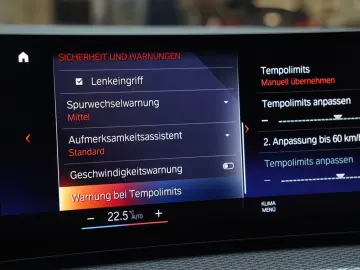 BMW 330e xDrive M-Sport AdaptiveLED H&K Sensatec HUD
