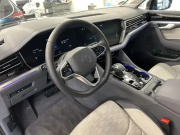 VW Touareg 3.0 TDI Elegance LEDER STANDH. HUD PANO