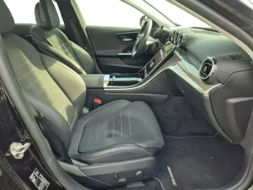 Mercedes-Benz C 300 d AMG-LINE