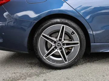 Mercedes-Benz C 220 d AMG Sport