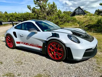 PORSCHE 992 911 GT3 RS-Weissach-Lift-90 Liter-FOLIERT