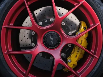 PORSCHE 992 911 GT3 RS-Weissach-Lift-90 Liter-FOLIERT