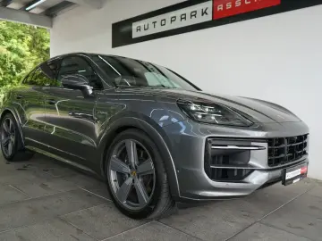 PORSCHE Cayenne Coupe E-Hybrid MY24 SportDesign MEGA !