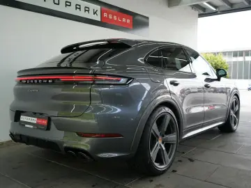 PORSCHE Cayenne Coupe E-Hybrid MY24 SportDesign MEGA !