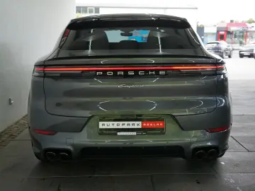 PORSCHE Cayenne Coupe E-Hybrid MY24 SportDesign MEGA !