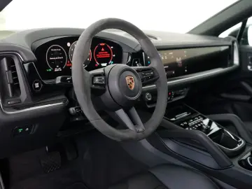 PORSCHE Cayenne Coupe E-Hybrid MY24 SportDesign MEGA !