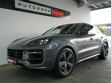 PORSCHE Cayenne Coupe E-Hybrid MY24 SportDesign MEGA !