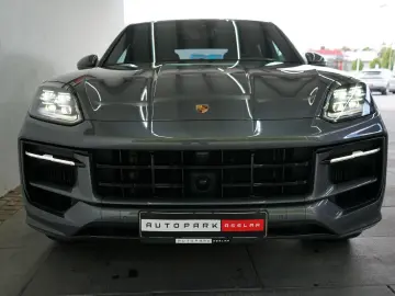PORSCHE Cayenne Coupe E-Hybrid MY24 SportDesign MEGA !