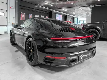 PORSCHE 911 992 CARRERA 2  BOSE  360   90L  SPORT CHRONO