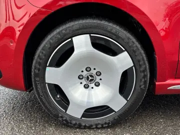 MERCEDES-BENZ V 300d Exclusive 4x4 lang AIRMATIC Pan…