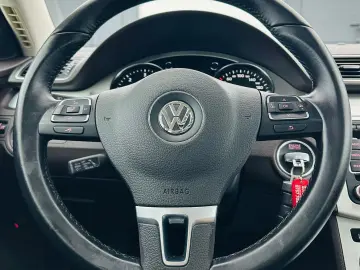 VOLKSWAGEN PASSAT 2014 2.0D E5 Garantie 12 Luni Rate Avans 0
