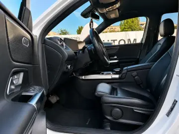 Mercedes-Benz GLB 200D 8G-Tronic
