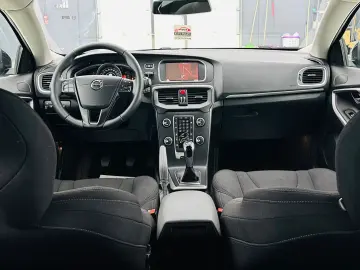VOLVO V40 2018 2.0D E6 Garantie 12 Luni Rate Avans 0 Doar Cu