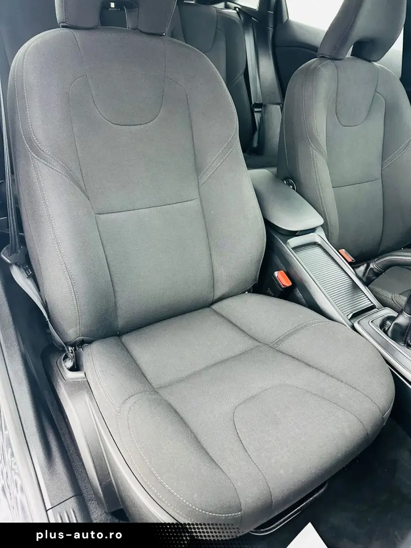 VOLVO V40 2018 2.0D E6 Garantie 12 Luni Rate Avans 0 Doar Cu