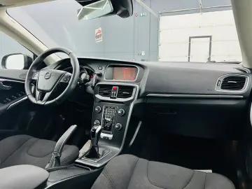 VOLVO V40 2018 2.0D E6 Garantie 12 Luni Rate Avans 0 Doar Cu