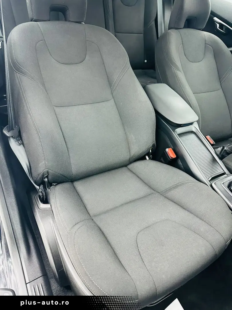 VOLVO V40 2018 2.0D E6 Garantie 12 Luni Rate Avans 0 Doar Cu