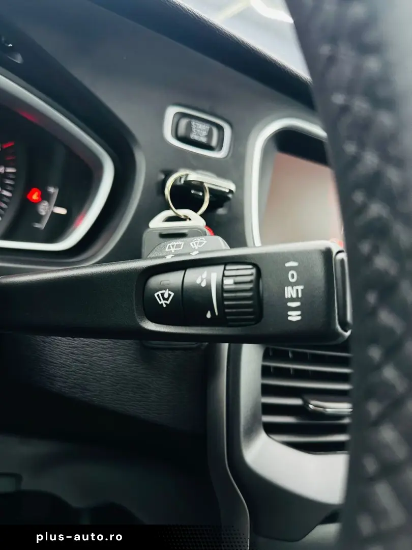 VOLVO V40 2018 2.0D E6 Garantie 12 Luni Rate Avans 0 Doar Cu