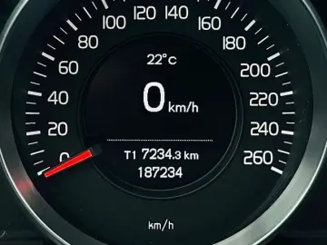 VOLVO V40 2018 2.0D E6 Garantie 12 Luni Rate Avans 0 Doar Cu
