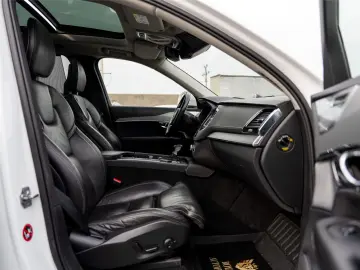 Volvo Xc-90