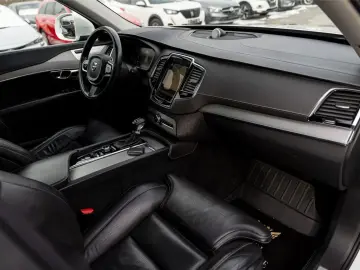 Volvo Xc-90