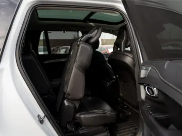 Volvo Xc-90