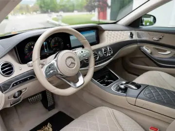 Mercedes-Benz S