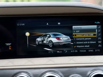 Mercedes-Benz S