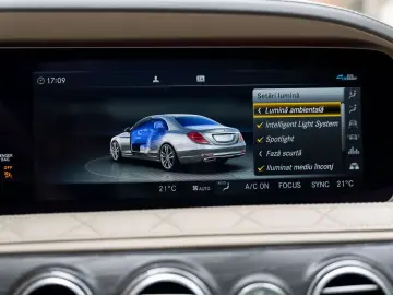 Mercedes-Benz S