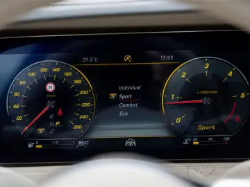 Mercedes-Benz S